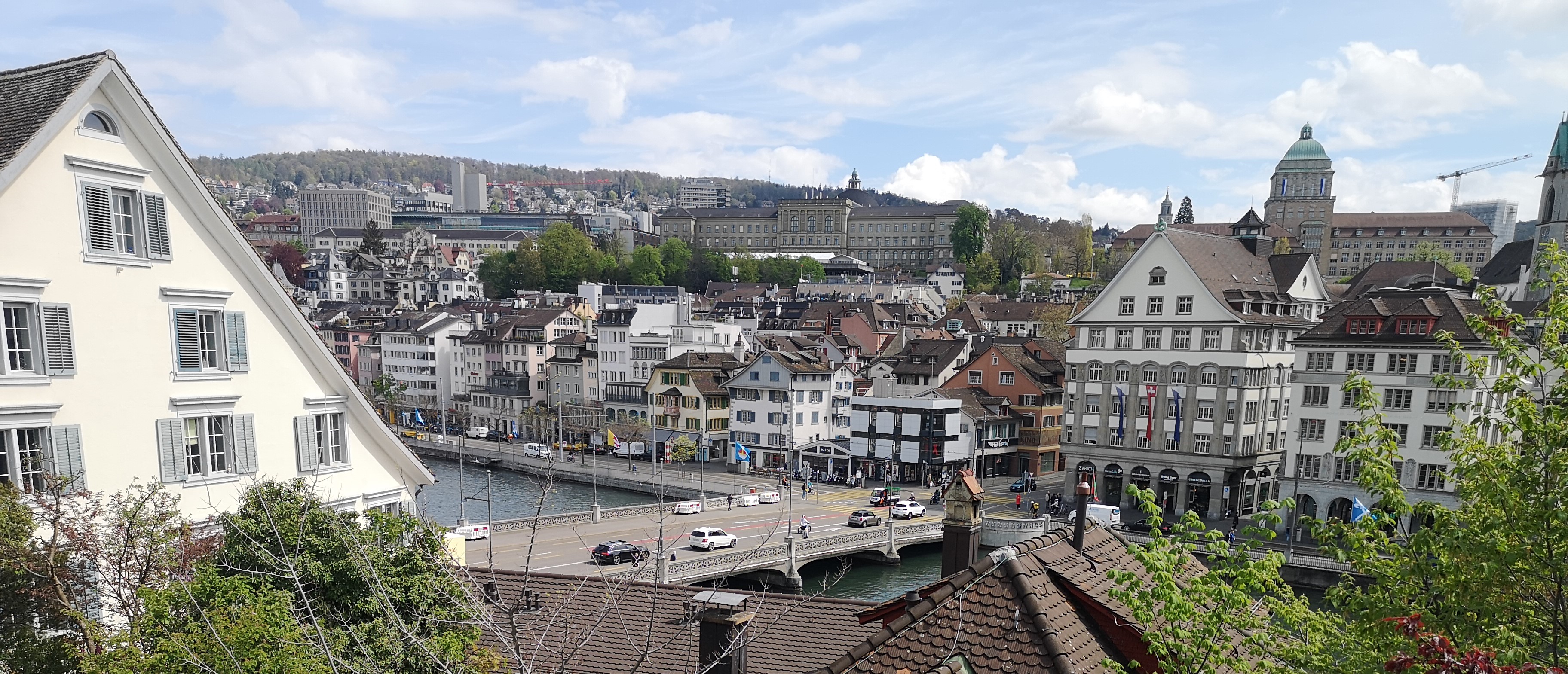 Zuri Stadt View